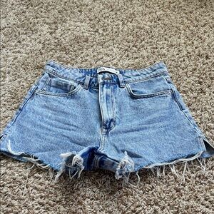 Zara Vintage Light Blue Frayed Denim Cutoff Shorts
